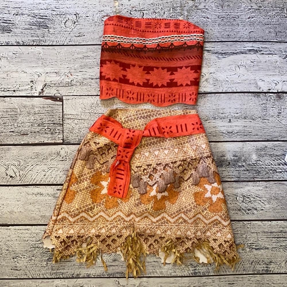2 piece Moana costume (top has clear straps), Halloween, dress up, Disney